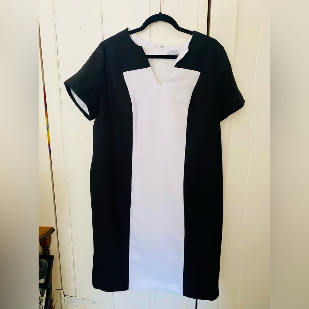 Jessica London Black and White Midi Dress